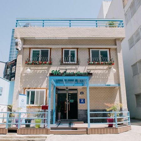 We Guesthouse Μπουσάν Εξωτερικό φωτογραφία