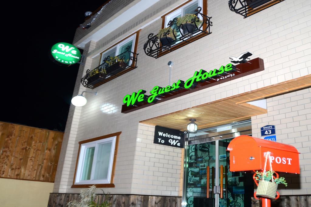 We Guesthouse Μπουσάν Εξωτερικό φωτογραφία
