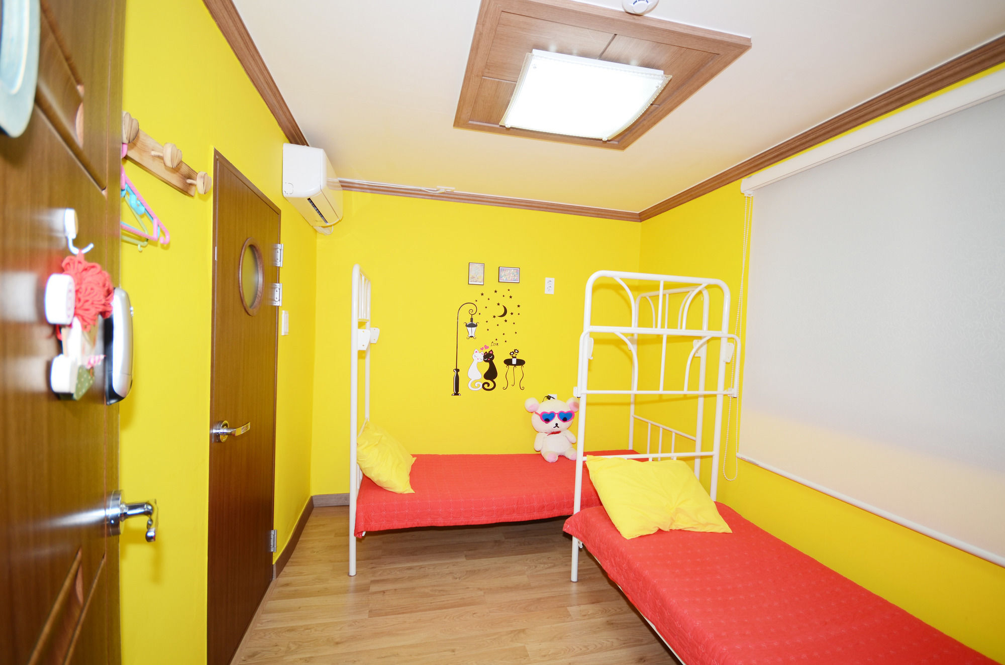 We Guesthouse Μπουσάν Εξωτερικό φωτογραφία